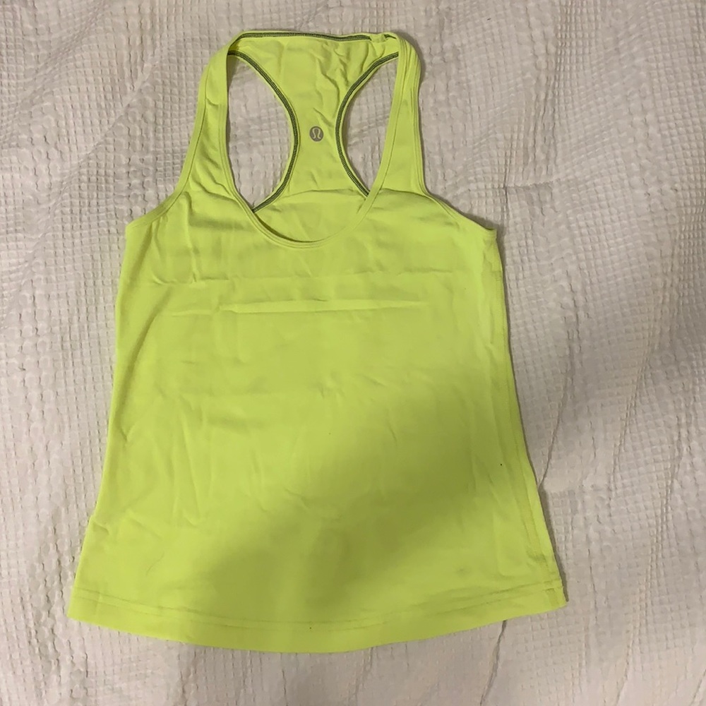 Green lululemon tank